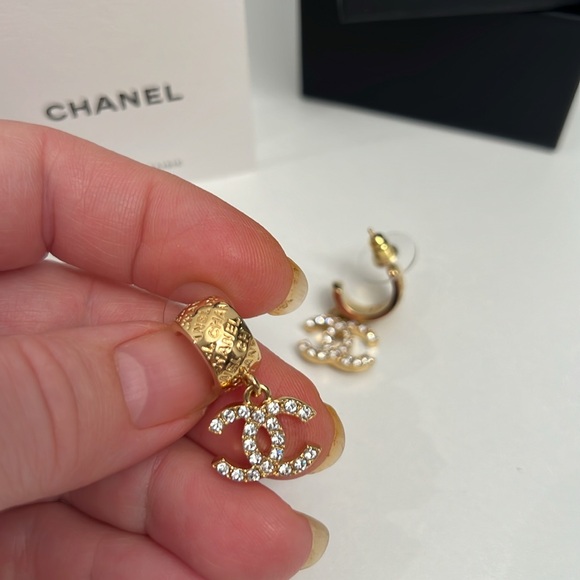 Chanel Earrings Gold Plated hoops with Crystal CCs Classic Look - Picture 5 of 8